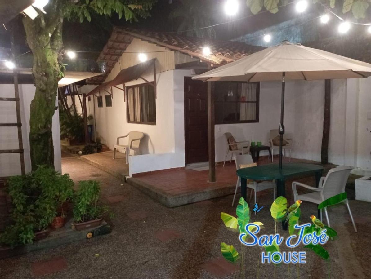 San Jose House Hotel เลติเซีย ภายนอก รูปภาพ