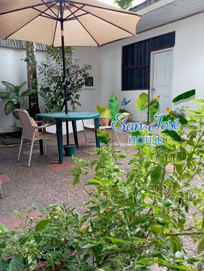 San Jose House Hotel เลติเซีย ภายนอก รูปภาพ
