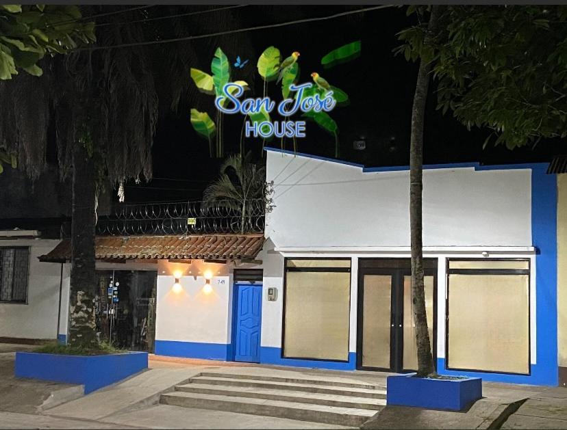 San Jose House Hotel เลติเซีย ภายนอก รูปภาพ